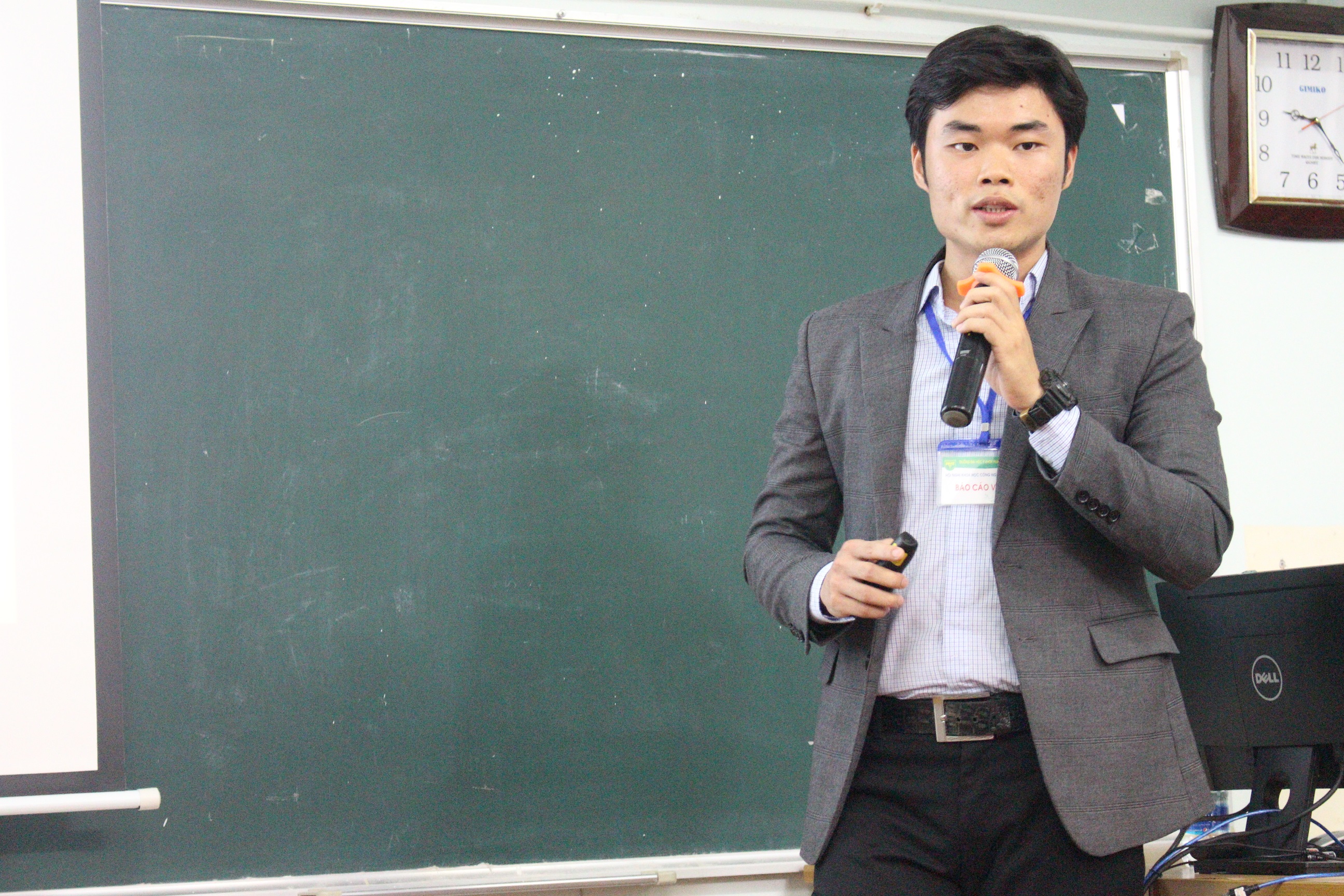https://bmdth.pnt.edu.vn/Resources/Images/SubDomain/bmdth/profile_KIMVANTHANH_anh.JPG